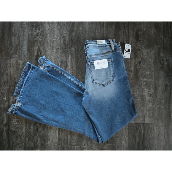 Kancan Signature Mid-Rise Super Flare Stretch Jean - New 30 waist - Picture 6 of 6